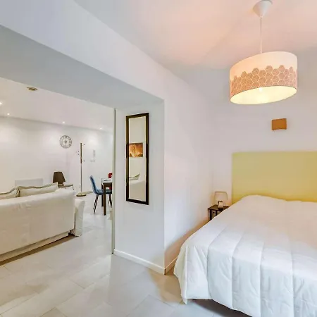 Appartement Biarritz, 2 pièces, 4 personnes - FR-1-3-534